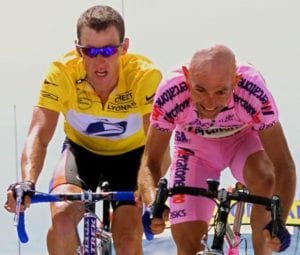 Ο Lance Armstrong  θα παρακολουθήσει το Giro d'Italia μόνο από το δρόμο.