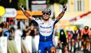 Le Tour 2η μέρα: Νίκη και φανέλα στον Alaphilippe