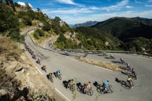 Le Tour 2η μέρα: Νίκη και φανέλα στον Alaphilippe