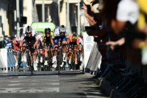 Le Tour 2η μέρα: Νίκη και φανέλα στον Alaphilippe