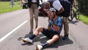 Ποδηλατικός Γύρος Γαλλίας: Το όνειρο «έσβησε» με πτώση για τον Κάβεντις